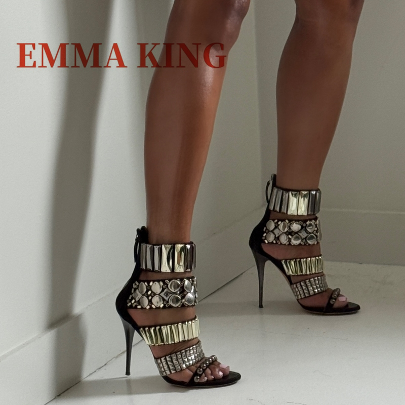 Women Shoes Formal - Siyah Süslenmiş Ayak Bileği Kayışı Sandalet