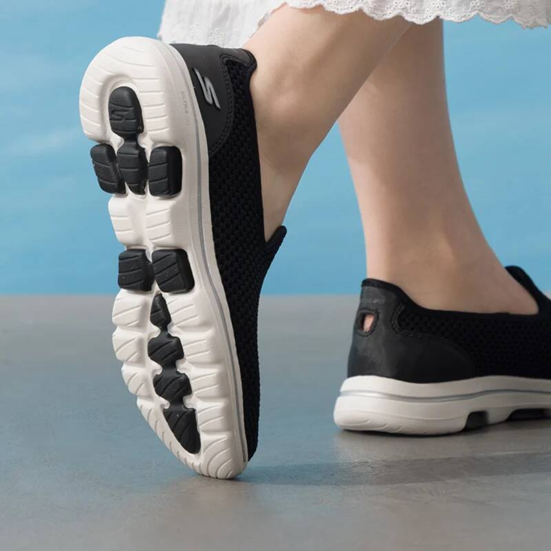 Women Shoes Hong Kong - Skechers 124163-Bkw Kadın Go Walk 5